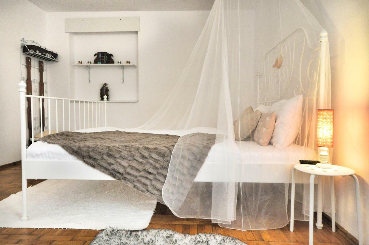 Apartmán Pine House Brašov Exteriér fotografie