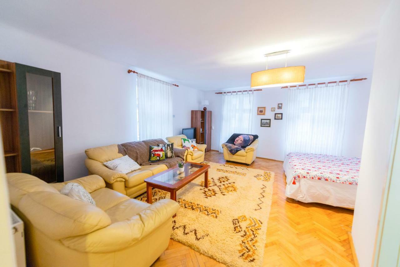 Apartmán Pine House Brašov Exteriér fotografie