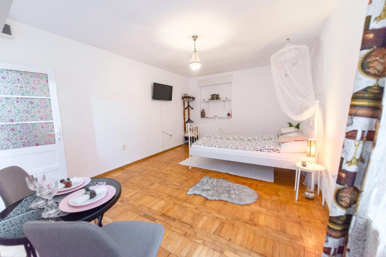 Apartmán Pine House Brašov Exteriér fotografie